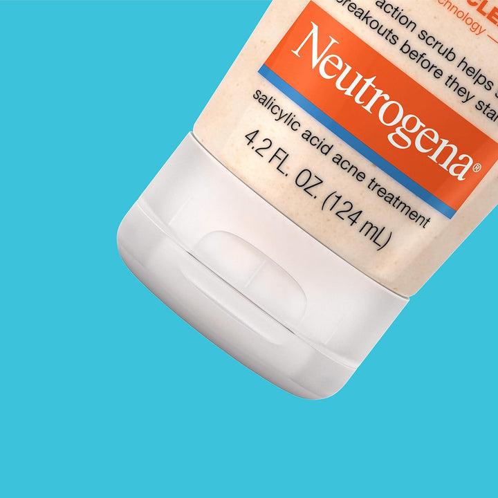 Neutrogena Oil-Free Acne Face Scrub, 2% Salicylic Acid Acne Treatment Medicine, Daily Face Wash to Help Prevent Breakouts, Oil Free Exfoliating Facial Cleanser for Acne-Prone Skin, 4.2 Fl. Oz